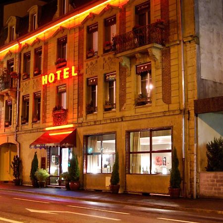Hotel Le Pelican Charleville-Mézières Εξωτερικό φωτογραφία