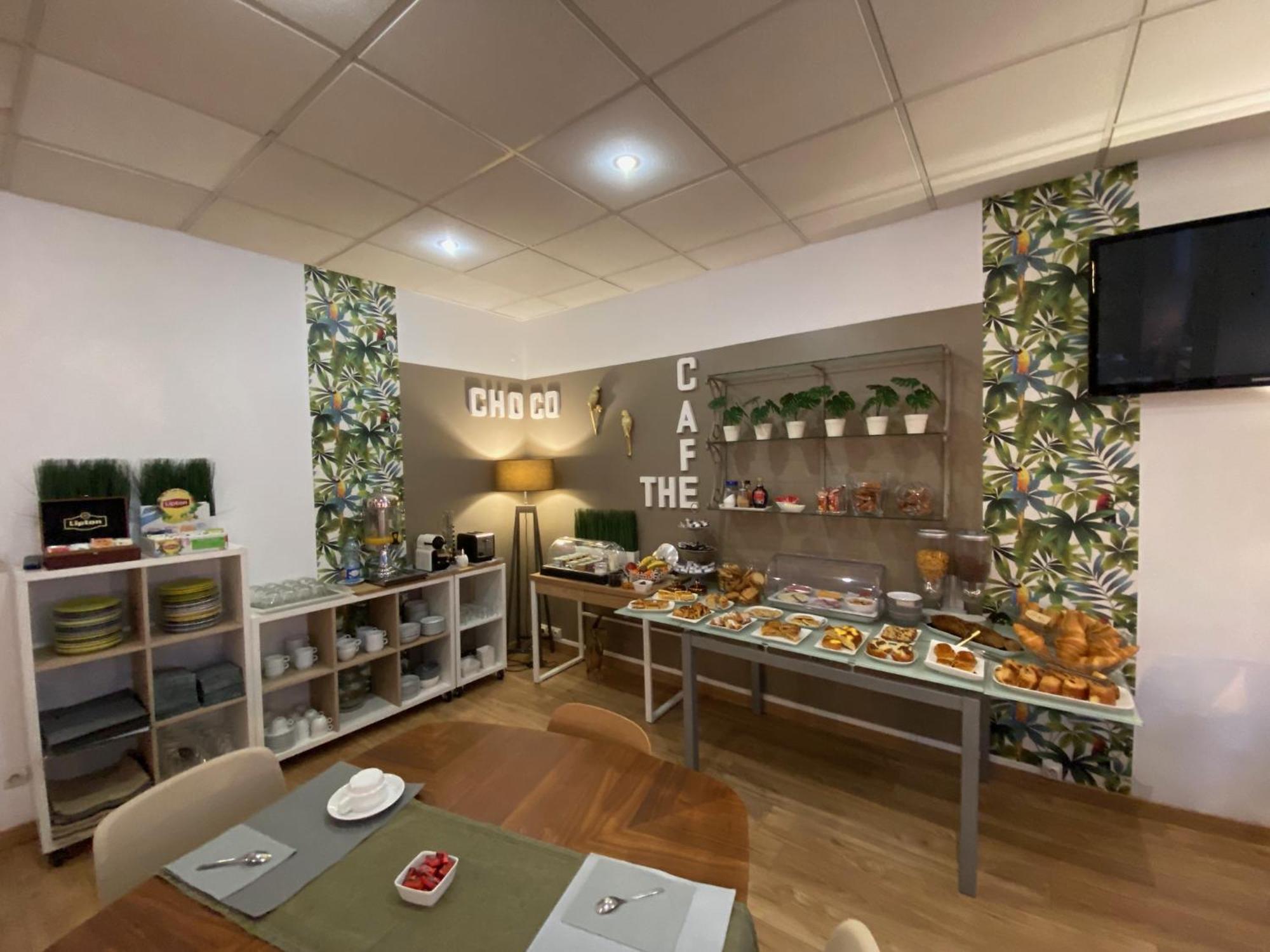 Hotel Le Pelican Charleville-Mézières Εξωτερικό φωτογραφία