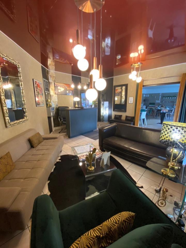 Hotel Le Pelican Charleville-Mézières Εξωτερικό φωτογραφία