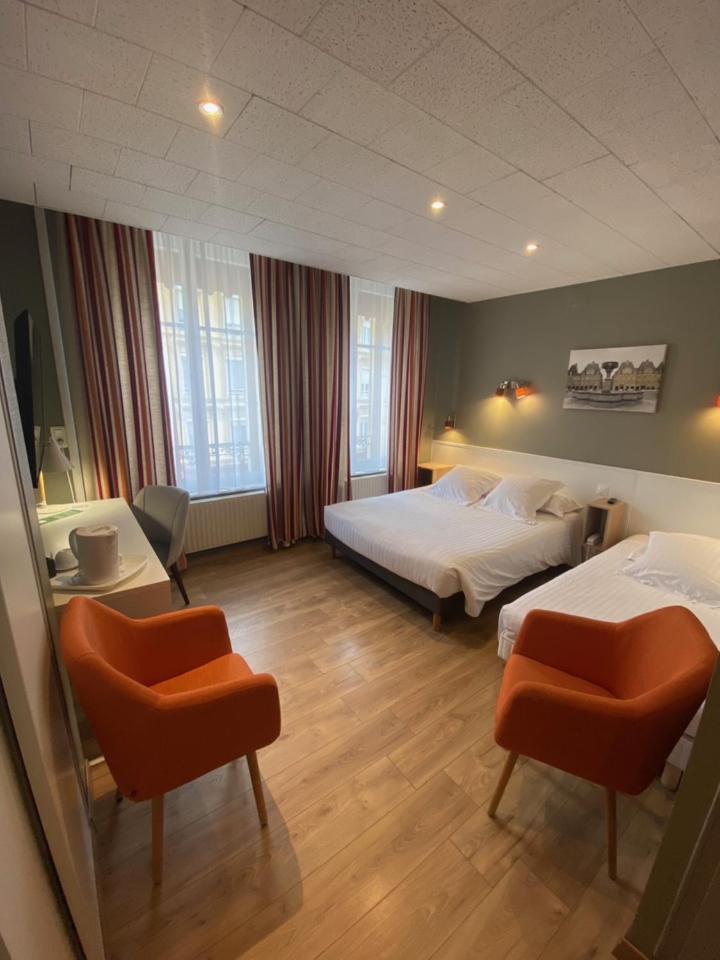 Hotel Le Pelican Charleville-Mézières Εξωτερικό φωτογραφία