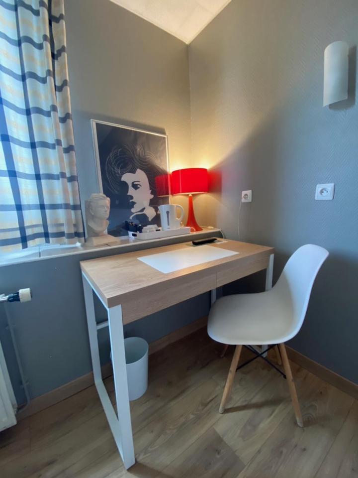 Hotel Le Pelican Charleville-Mézières Εξωτερικό φωτογραφία